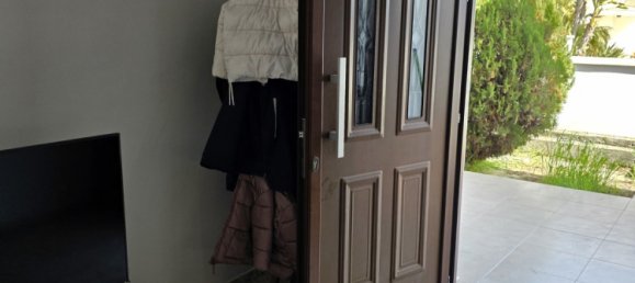 4 dormitorios adosado en venta en Pervolia, Larnaka, Cyprus № 35933 7
