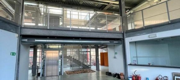 3329m² Office in Rovigo, Italy No. 72304 6