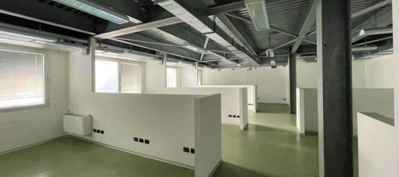3329m² Office in Rovigo, Italy No. 72304 12