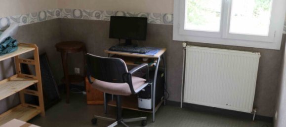 4 chambres Maison à Valdampierre, France No. 49777 10