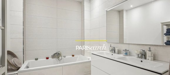 3 bedrooms Apartment in Paris, France No. 124205 8