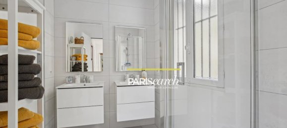 3 bedrooms Apartment in Paris, France No. 124205 11