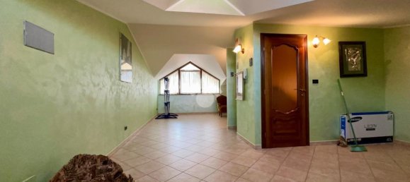 6غرفة فيلا في Borgaro Torinese, Italy رقم 156866 20