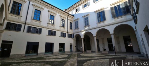 1 bedroom Apartment in Novara, Italy No. 121328 2