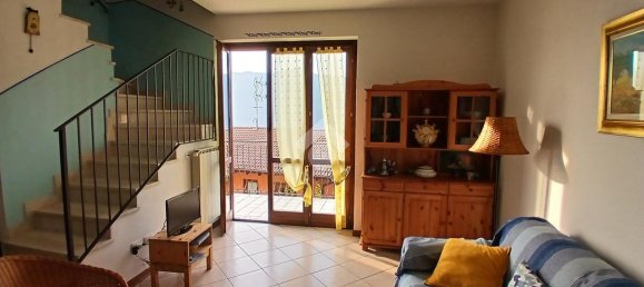 3-salle Appartement à Sale Marasino, Italy No. 137437 7