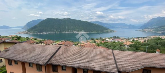 3-salle Appartement à Sale Marasino, Italy No. 137437 3