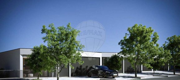 757m² Land in Guimaraes, Portugal No. 36016 2