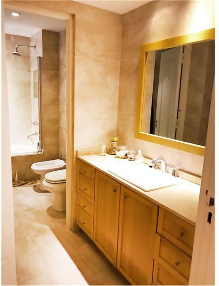 4 bedrooms Apartment in Buenos Aires, Argentina No. 96306