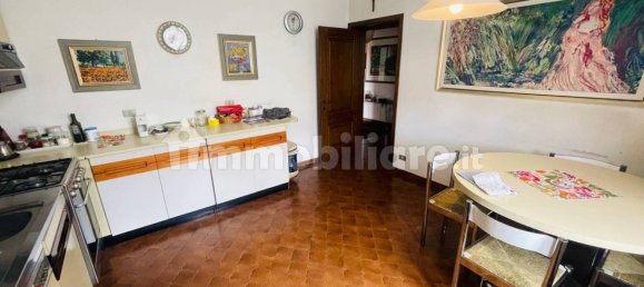 Вилла с 2 спальнями в Фино Морнаско, Италия № 337523 9