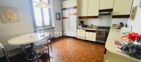 Вилла с 2 спальнями в Фино Морнаско, Италия № 337523 8