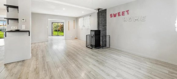 5 bedrooms House in Retiers, France No. 43917 7