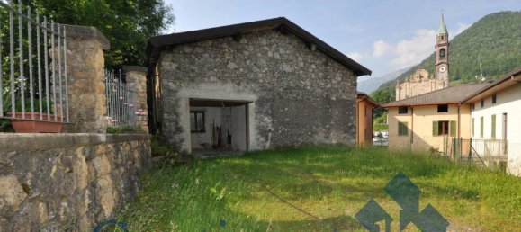 Casa de 3 habitaciónes en Santa Brigida, Italy No. 30742 3