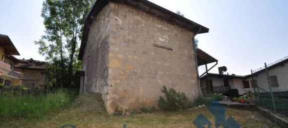 Casa de 3 habitaciónes en Santa Brigida, Italy No. 30742 2