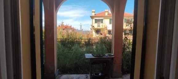 4 rooms Apartment in Borghetto Santo Spirito, Italy No. 276920 3