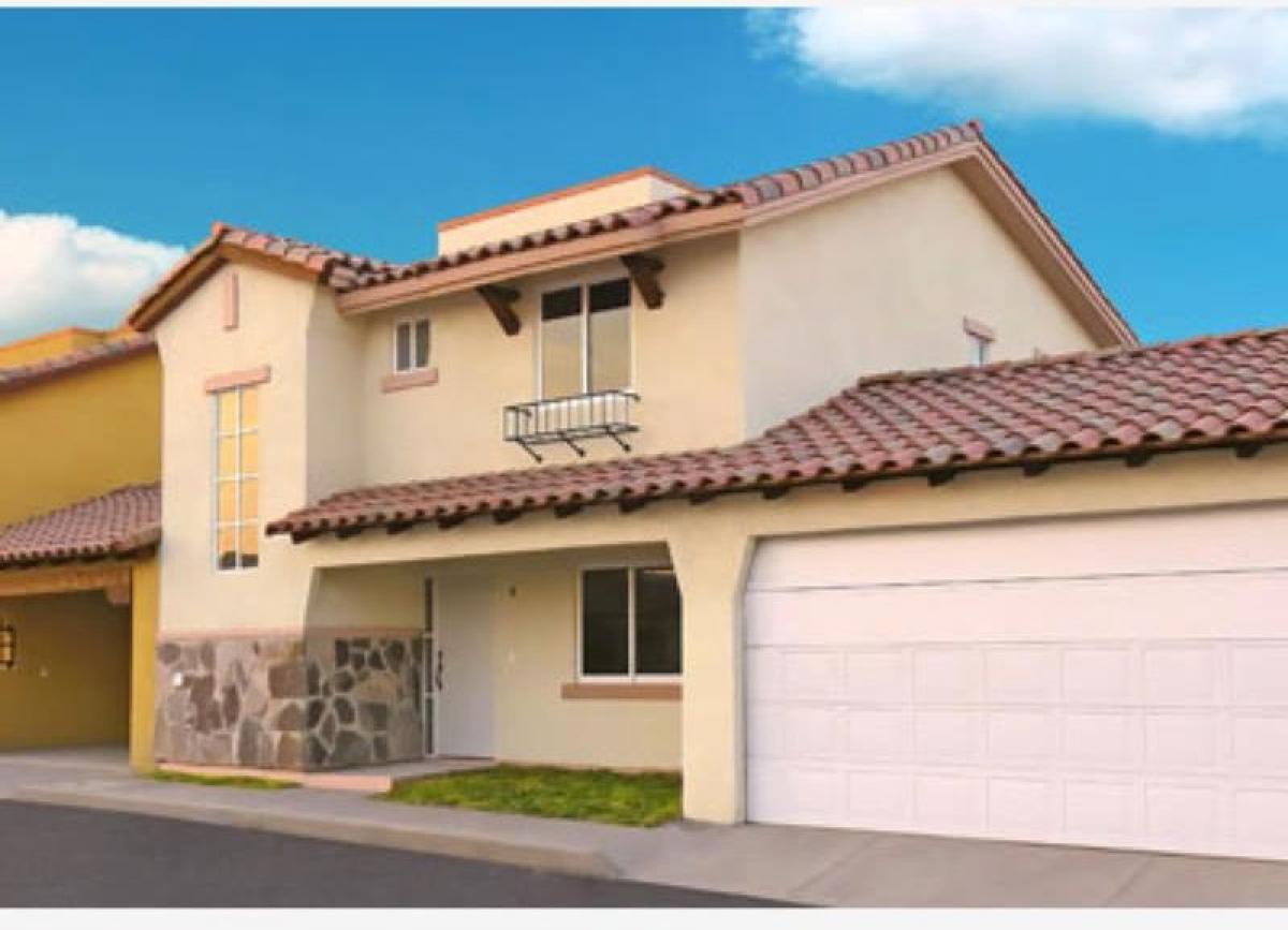 Casa de 3 dormitorios en Tecámac de Felipe Villanueva, Mexico No. 214356