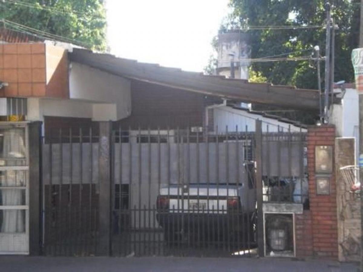 3 chambres Maison à Tres de Febrero, Argentina No. 69724