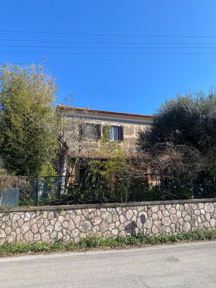 7-Zimmer Doppelhaus in Narni, Italy, Nr. 46067