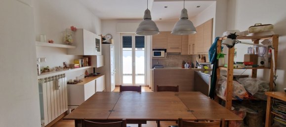 Квартира с 4 комнатами в Maglie, Италия № 35489 4