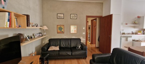 Квартира с 4 комнатами в Maglie, Италия № 35489 3