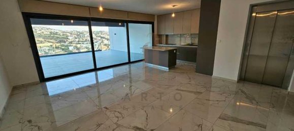 4 bedrooms Villa in Limassol, Cyprus No. 13772 2