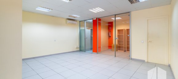 113m² Commercial property in Gava, Spain No. 141114 11