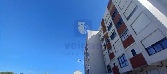 3 bedrooms Apartment in Barreiro, Portugal No. 214028 29