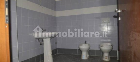 100m² Commercial property in Pontedera, Italy No. 76091 13