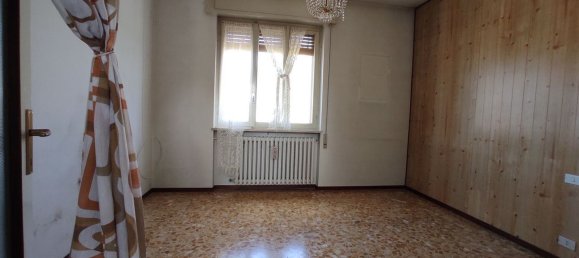 Apartamento de 4 divisões em Novara, Italy N.º 285667 11