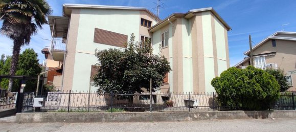 Apartamento de 4 divisões em Novara, Italy N.º 285667 4