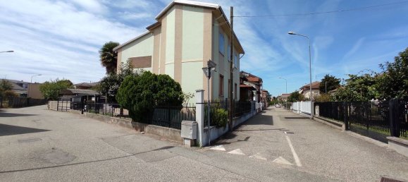 Apartamento de 4 divisões em Novara, Italy N.º 285667 24