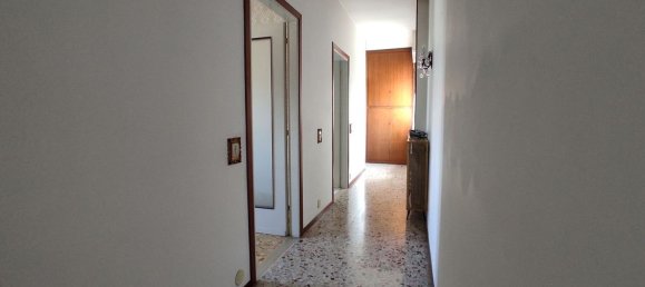 Apartamento de 4 divisões em Novara, Italy N.º 285667 19