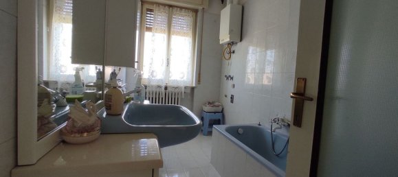 Apartamento de 4 divisões em Novara, Italy N.º 285667 12