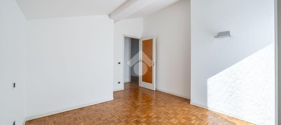 3 Schlafzimmer Penthouse in Langhirano, Italy, Nr. 54011 69