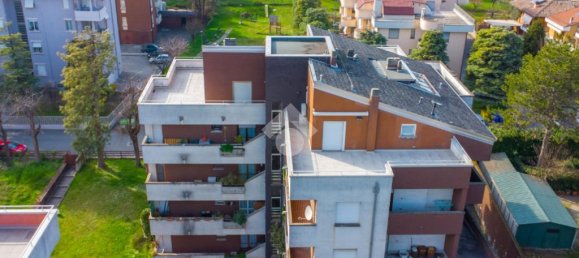 3 Schlafzimmer Penthouse in Langhirano, Italy, Nr. 54011 3