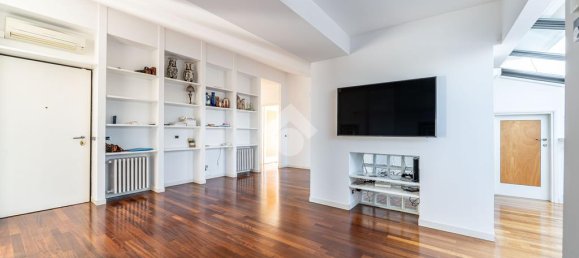 3 Schlafzimmer Penthouse in Langhirano, Italy, Nr. 54011 46