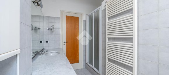 3 Schlafzimmer Penthouse in Langhirano, Italy, Nr. 54011 72