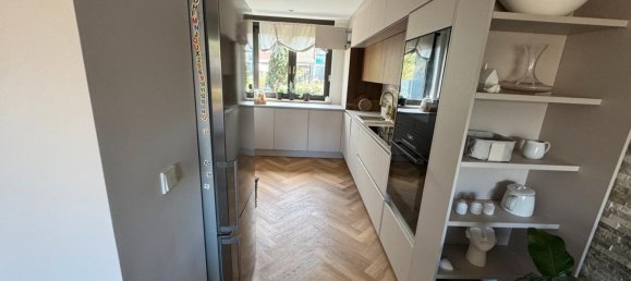 5 bedrooms Townhouse in Wesel, Germany No. 278379 2