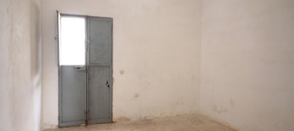 3-salle Maison à Torricella, Italy No. 312316 5