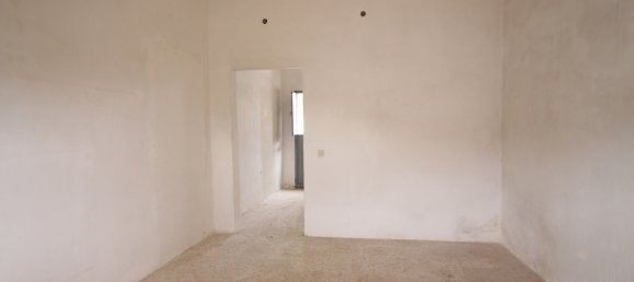 3-salle Maison à Torricella, Italy No. 312316 3