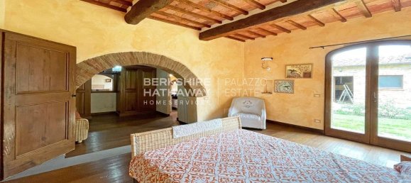 6 bedrooms Villa in Cortona, Italy No. 121142 21