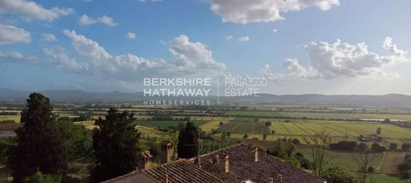 6 bedrooms Villa in Cortona, Italy No. 121142 3
