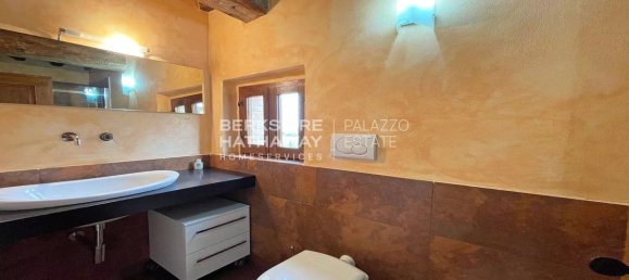 6 bedrooms Villa in Cortona, Italy No. 121142 20