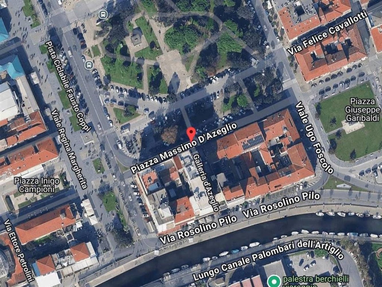 Edificio en Viareggio, Italy 206 m² No. 340008