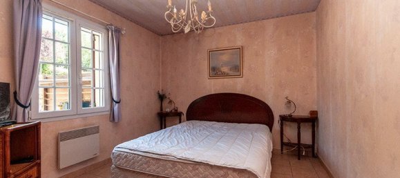 3 bedrooms House in Dordogne, France No. 293789 6