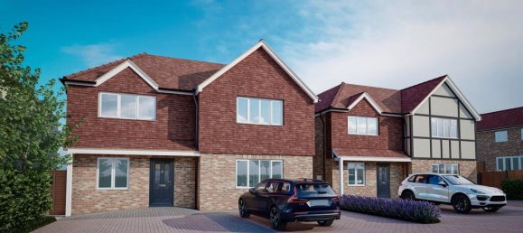 3 Schlafzimmer Haus in Esher, United Kingdom, Nr. 9941 8