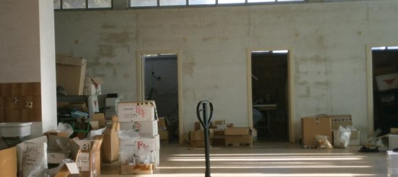 Entrepôt à Montegranaro, Italy 1984m² No. 103684 3