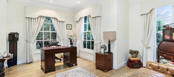 5 Schlafzimmer Haus in Esher, United Kingdom, Nr. 13254 8