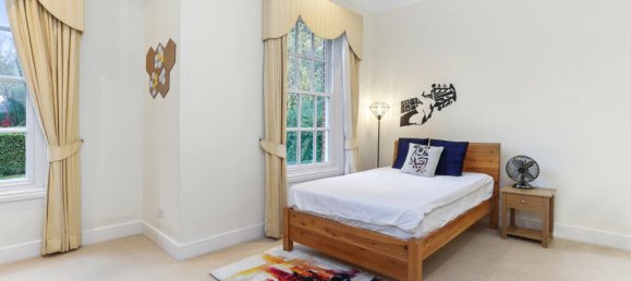 5 Schlafzimmer Haus in Esher, United Kingdom, Nr. 13254 12