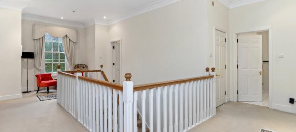 5 Schlafzimmer Haus in Esher, United Kingdom, Nr. 13254 10