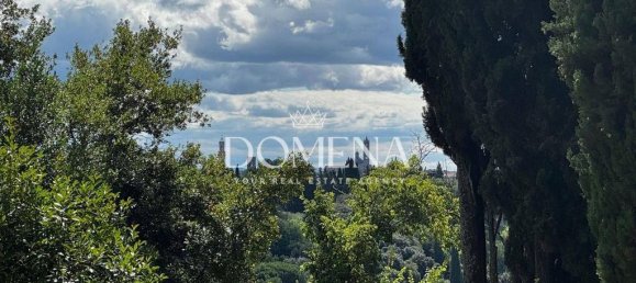 3 bedrooms Villa in Siena, Italy No. 274004 3